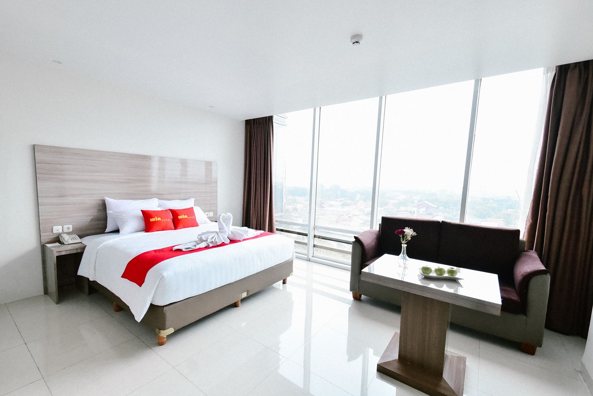 Win Grand Hotel Bekasi Zewnętrze zdjęcie